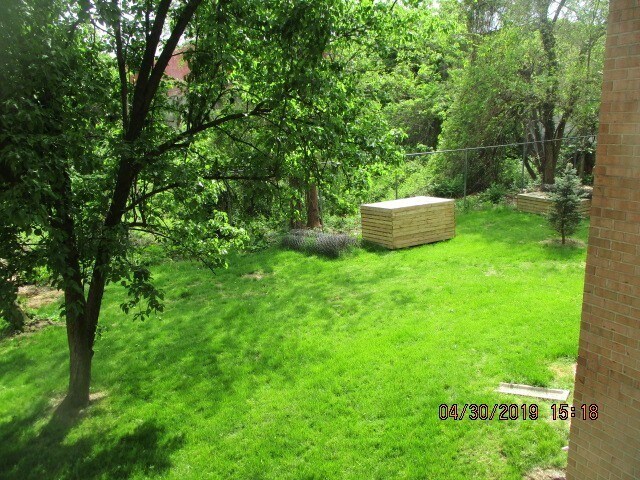 Building Photo - 2206 Greenery Ln