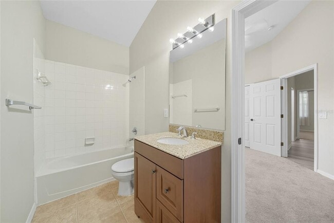 Building Photo - 11724 Holly Creek Dr