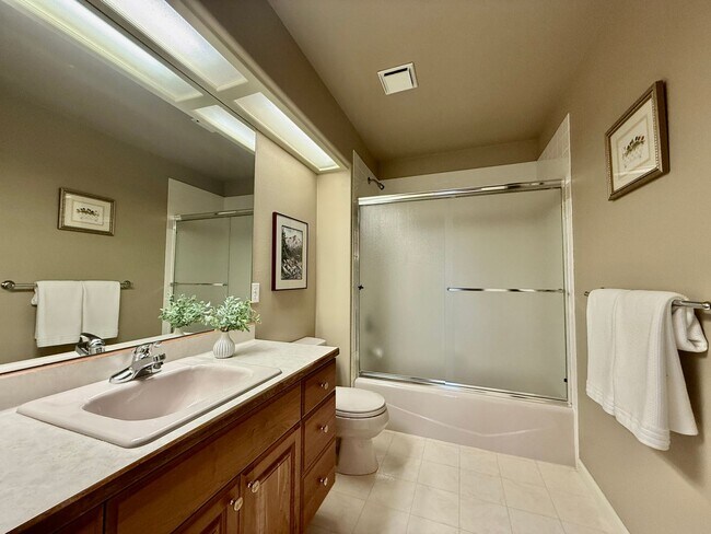 Building Photo - 3805 Brushland Ct