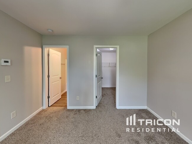 Building Photo - 55 Wyndham Ct