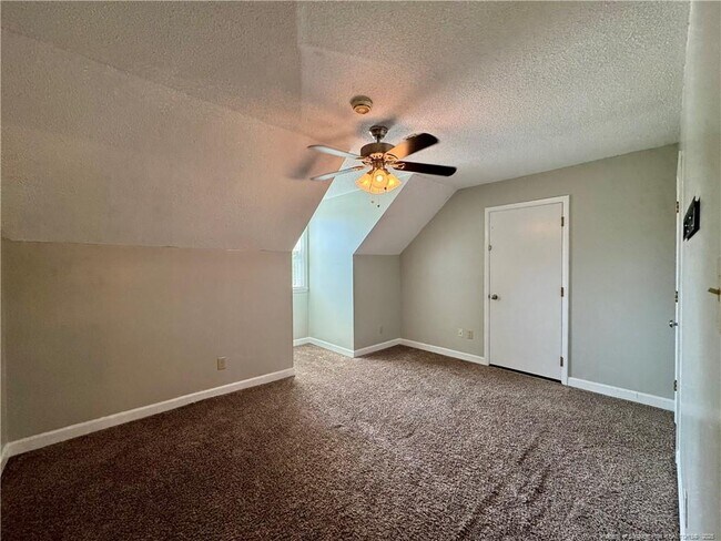 Building Photo - 2010 Windlock Dr