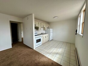 Building Photo - 3509 S West Ave