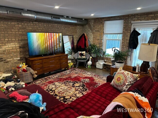 Building Photo - 1927 N Humboldt Blvd