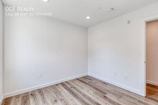 Building Photo - 751 N 43rd St