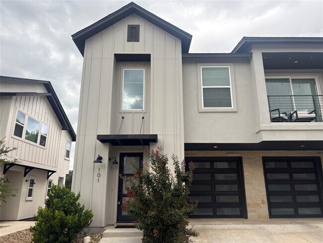 Building Photo - 12001 Vista Parke Dr