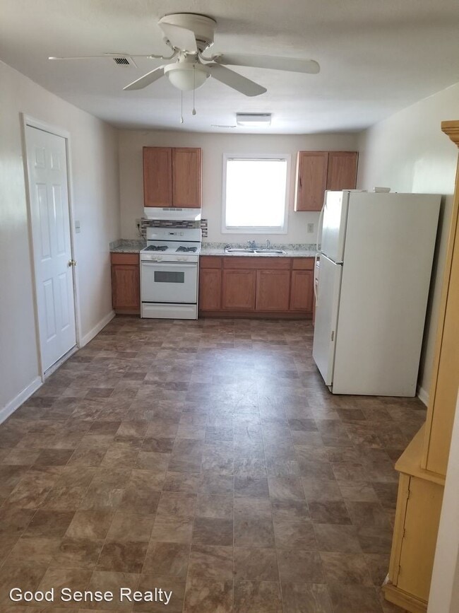 Building Photo - 3 br, 2 bath House - 1785 Edgefield Road