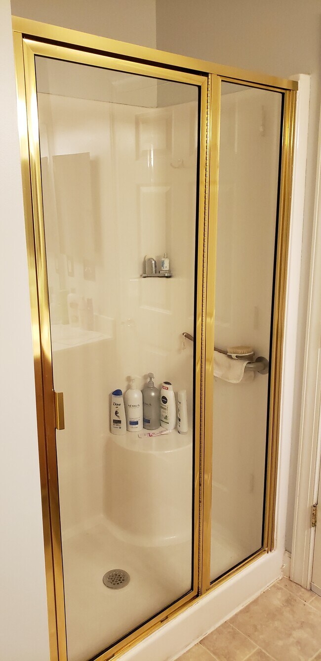 Building Photo - 404 Sawgrass Hill Ct