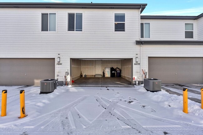 Building Photo - Modern 3BR Townhome in Avion | Pool, Hot Tub & Attached Garage