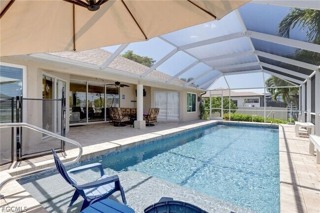 Building Photo - 2013 SW 31st Terrace