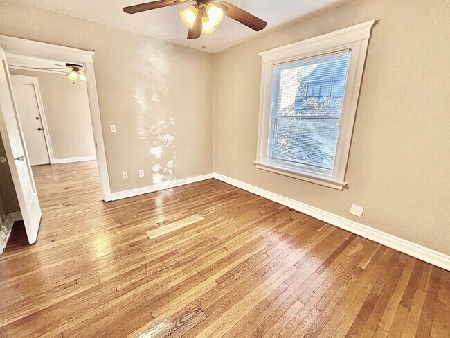 Building Photo - The Belmar