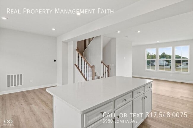 Building Photo - 5980 Lomita Ave