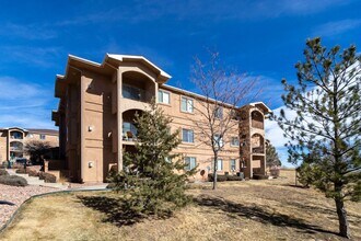 Building Photo - Upper-Level Condo with Mountain Views in Villas at Bear Creek!
