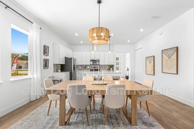 Building Photo - 1250 Champions Dr