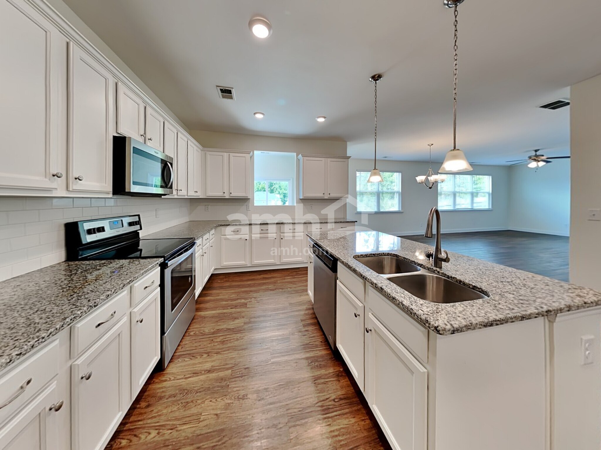 Building Photo - 353 Macroom Ct