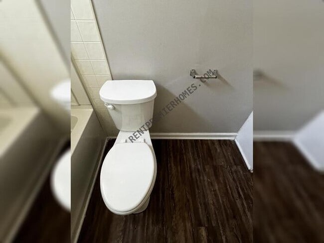 Building Photo - 2760 Koko Dr