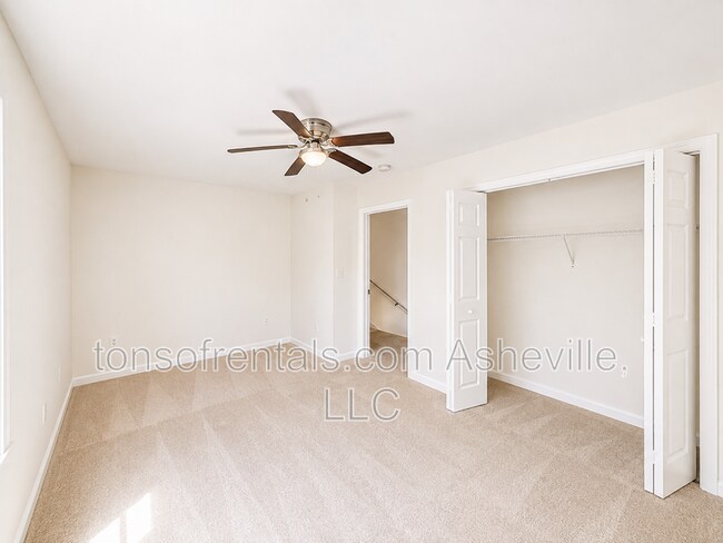 Building Photo - 130 Colony Dr
