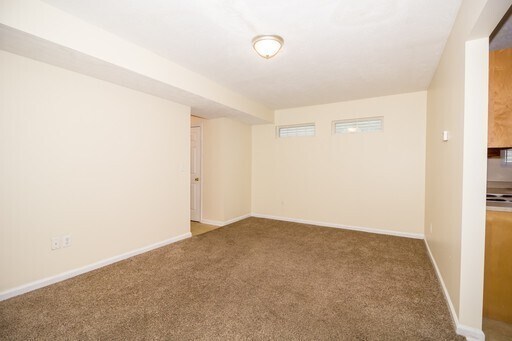 Building Photo - 1439/1441 Creekside