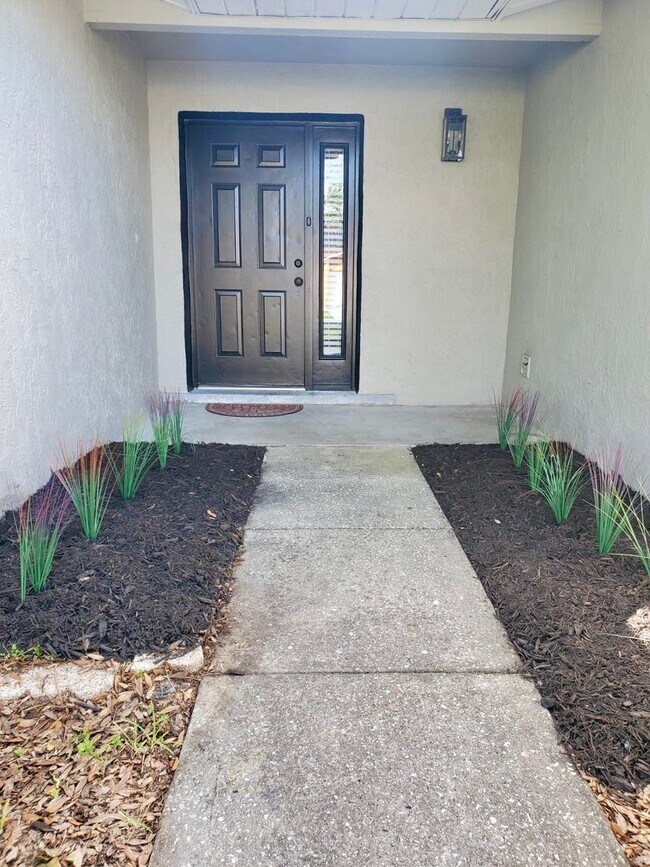 Building Photo - Spacious 3 bed 2 bath home in Kissimmee