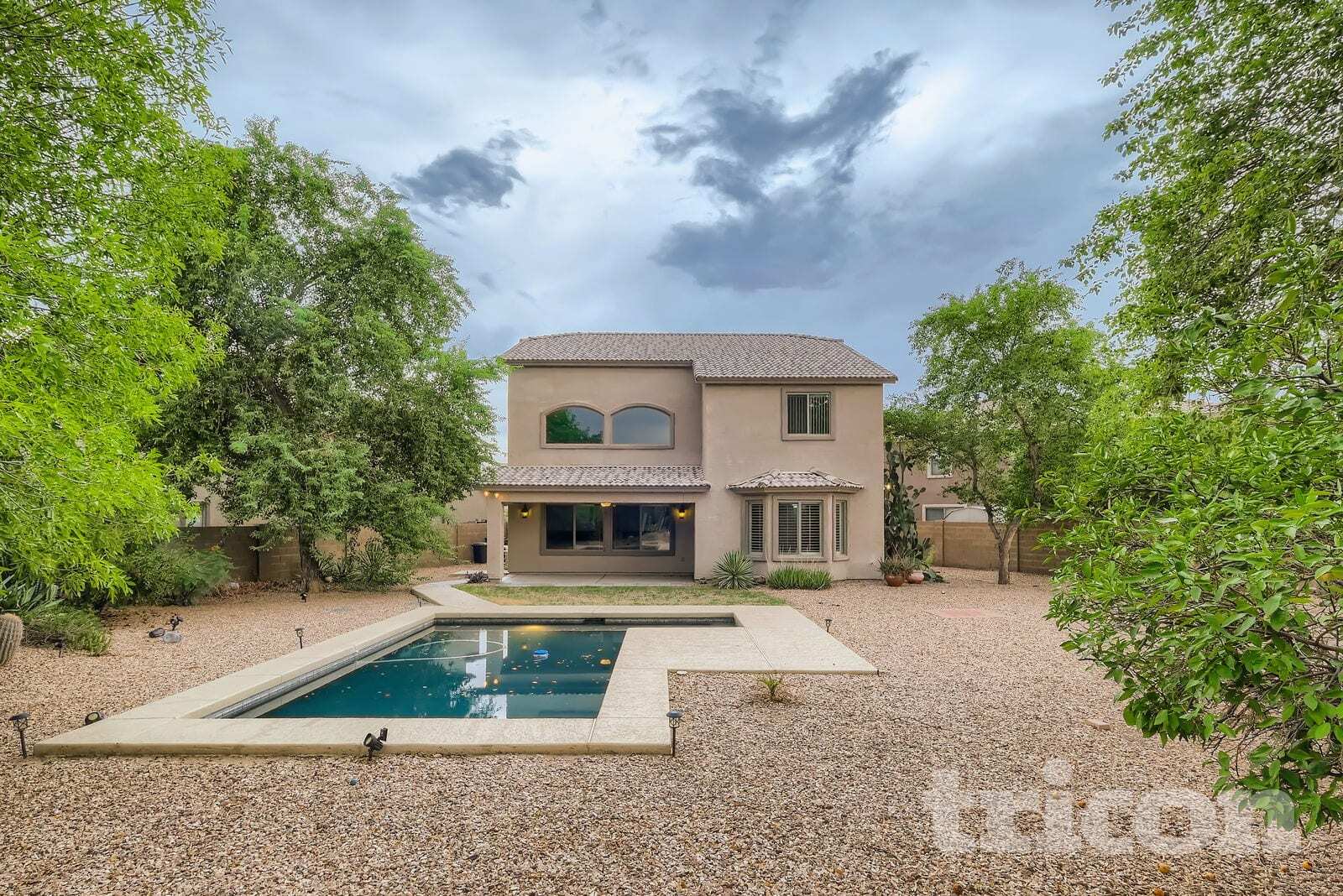 Building Photo - 3948 W South Butte Rd