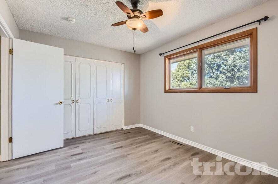 Building Photo - 7681 E Easter Pl