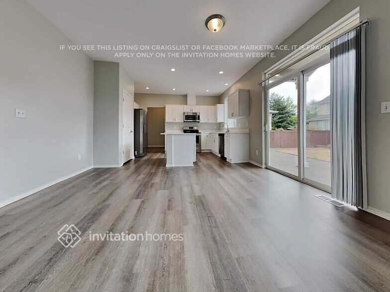 Building Photo - 8543 Fortman Dr NE