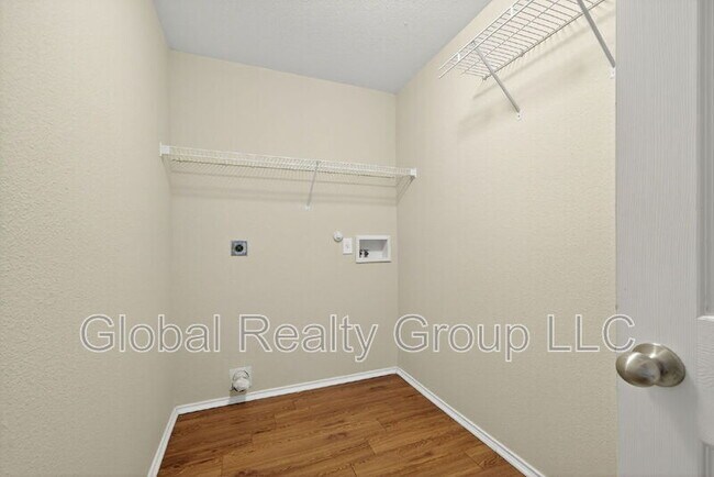 Building Photo - 16515 Churchill Cove