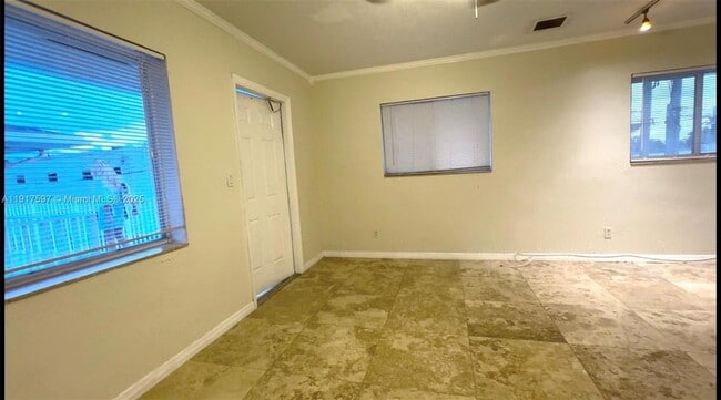 Building Photo - 1856 NE 46th St