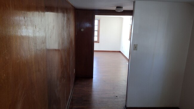 Building Photo - SINGLE FAMILY HOME IN ROSSVILLE