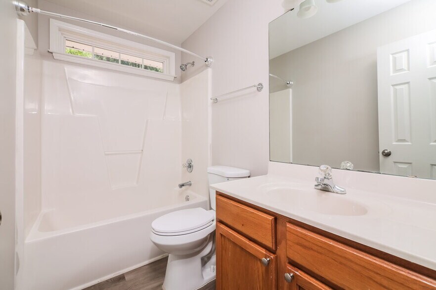 Building Photo - 6532 Austin Creek Dr