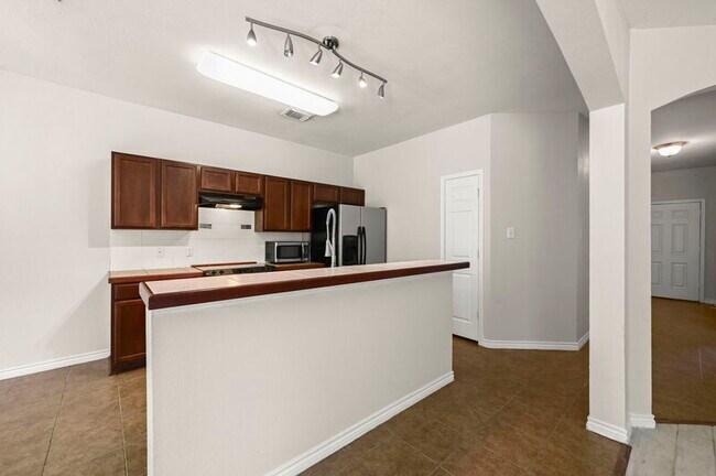 Building Photo - 22898 Sabine Dr