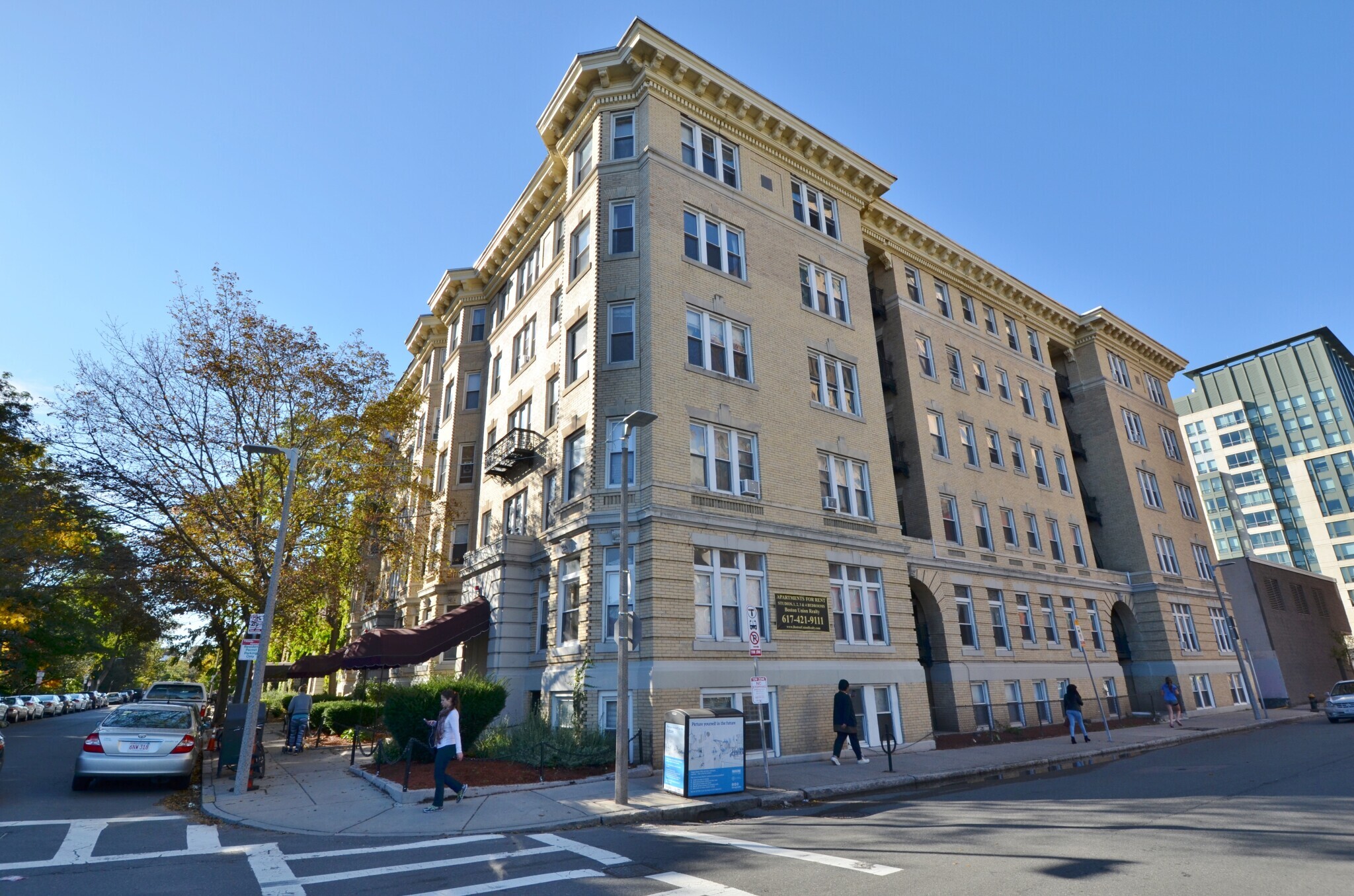Building Photo - 80 Kilmarnock St