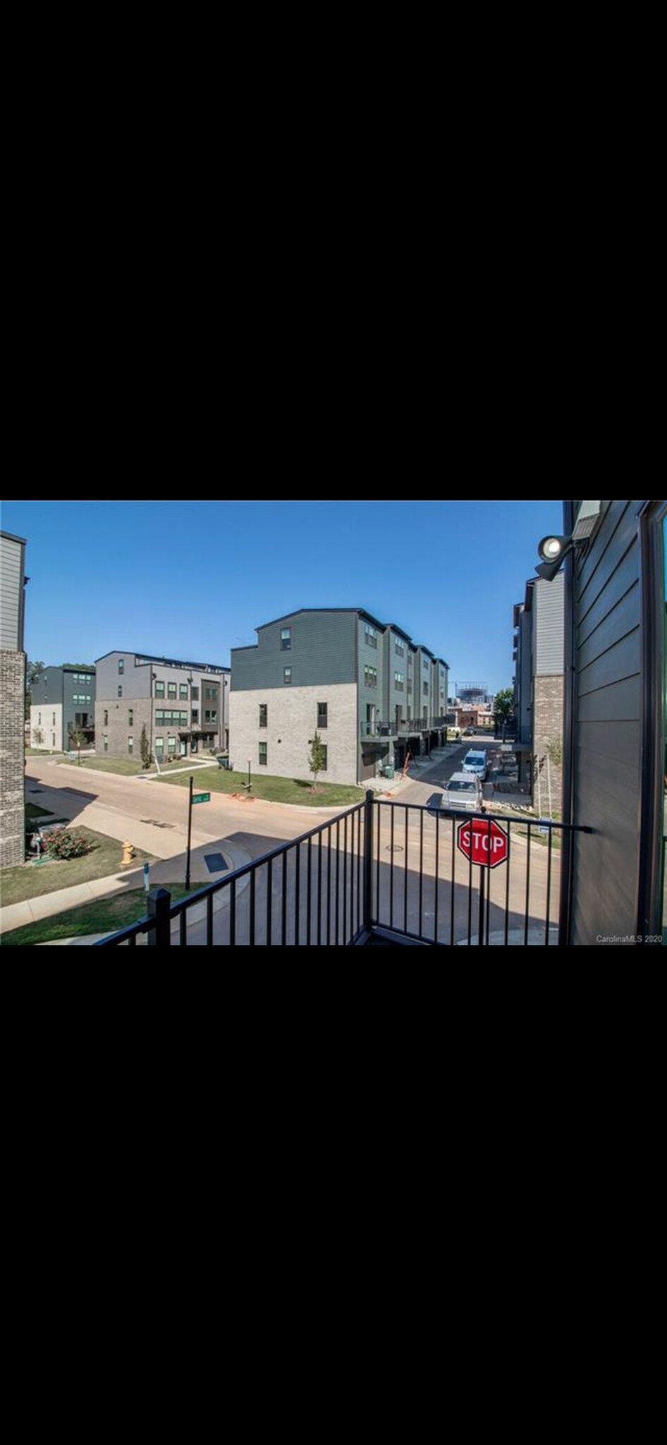 Building Photo - 458 W Tremont Ave