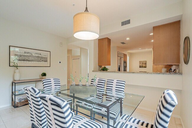 Building Photo - 7700 E Gainey Ranch Rd