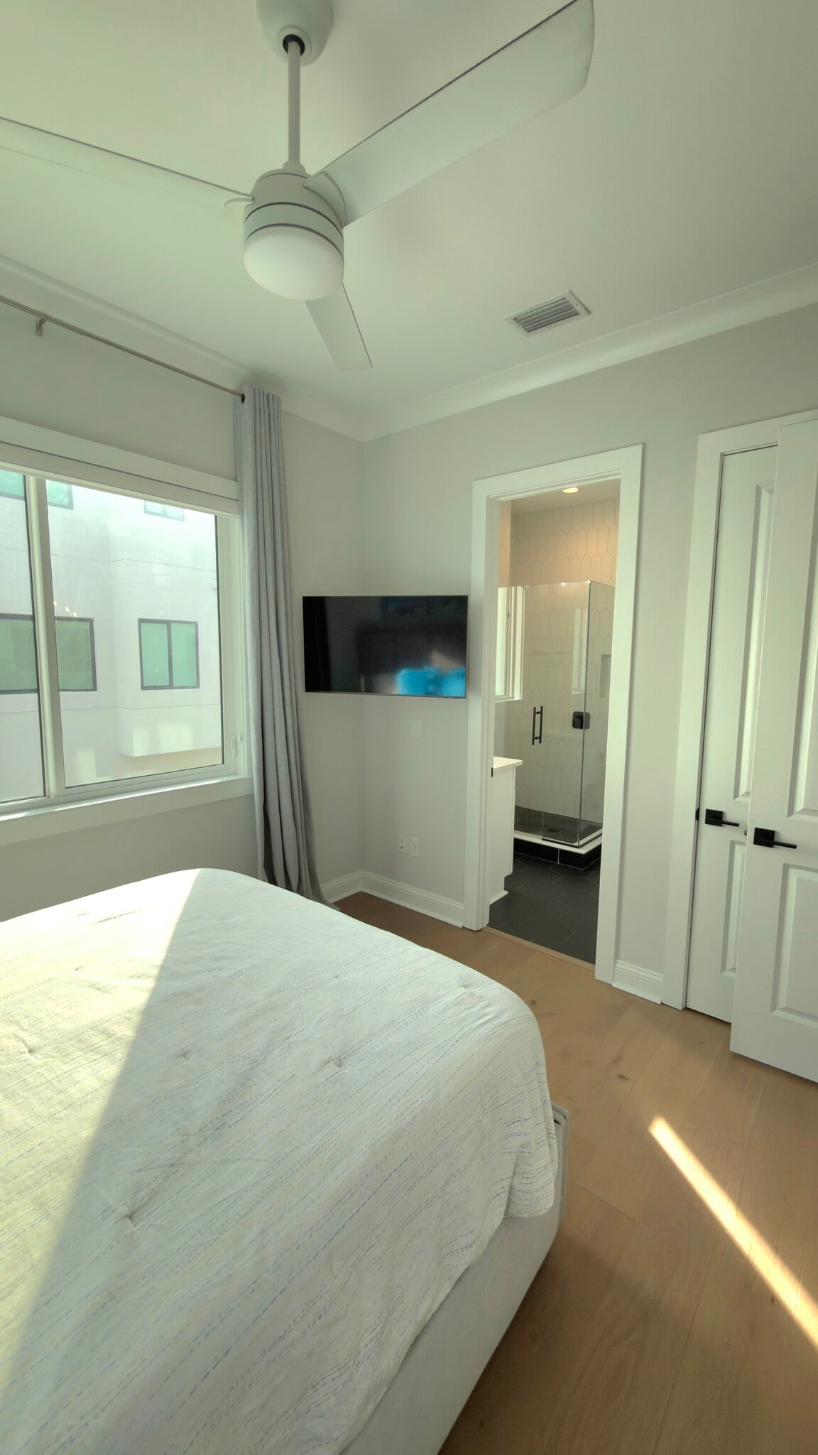 Building Photo - 4515 W North a St