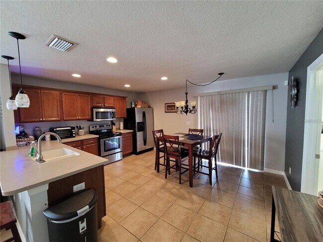 Building Photo - 5112 Dancing Bay Ln