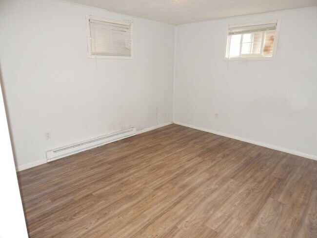 Building Photo - 311 Loudon Rd