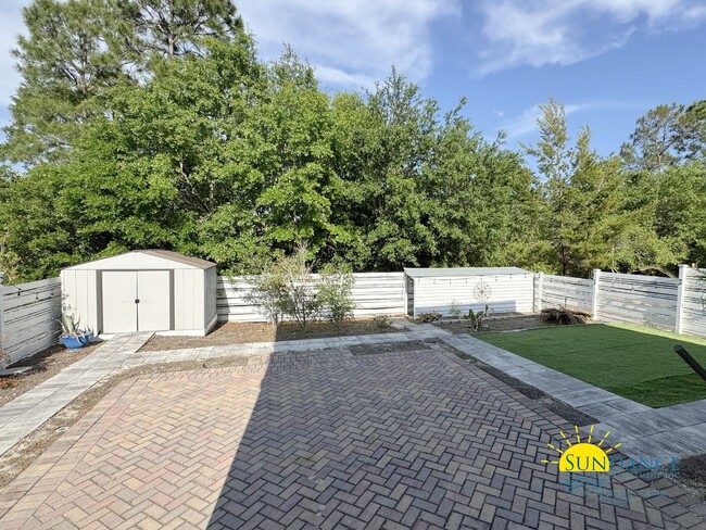 Building Photo - Magnificent 3 Bedroom Home in Santa Rosa B...