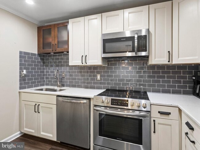 Building Photo - 1488 Orleans Ct