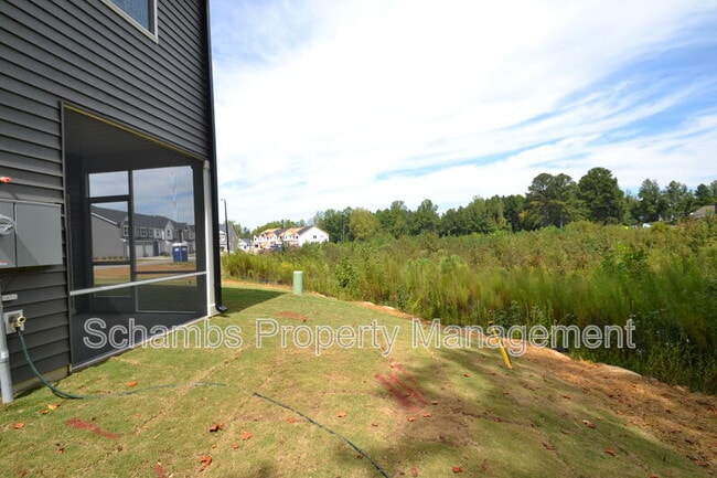 Building Photo - 1226 Bessie Ct
