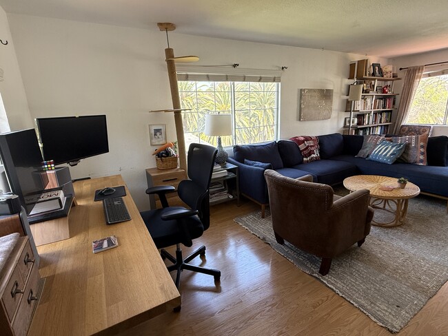 Flexible space - 2142 Baxter St
