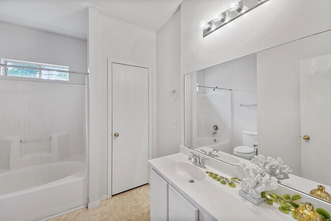 Building Photo - 24203 Pinecreek Point