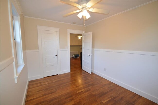 Building Photo - 412 Mitchell's Ln