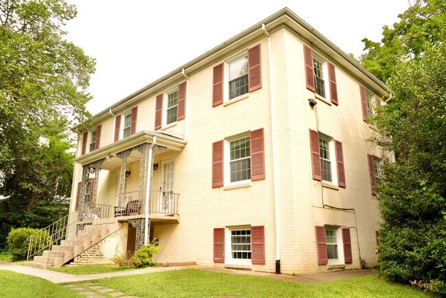 Primary Photo - 101 Bollingwood Rd