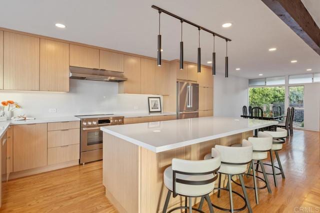 Building Photo - 2614 Costebelle Dr