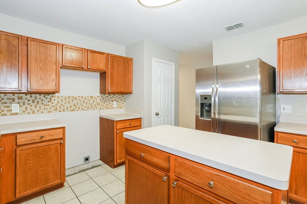 Building Photo - 217 Hilltop Dr