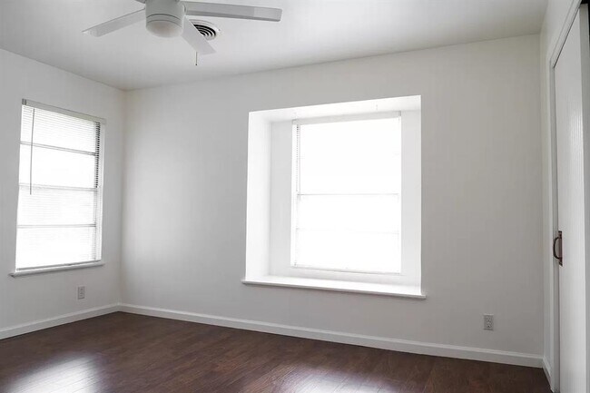 Building Photo - 11507 Whitewing Ave
