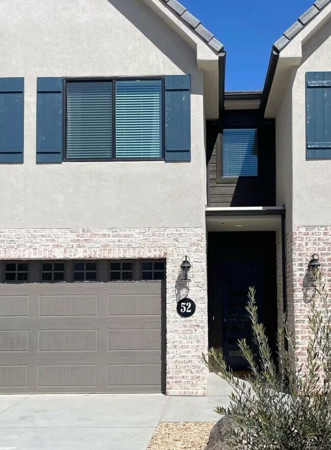 Building Photo - 960 Heritage Dr