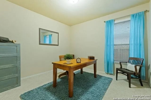 Building Photo - 8415 Spicewood Bend