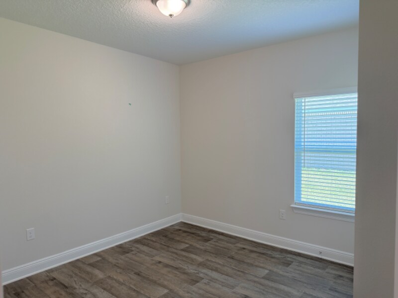 Building Photo - 13776 Shea Cir