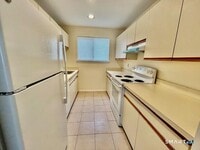 Building Photo - 511 W Main St